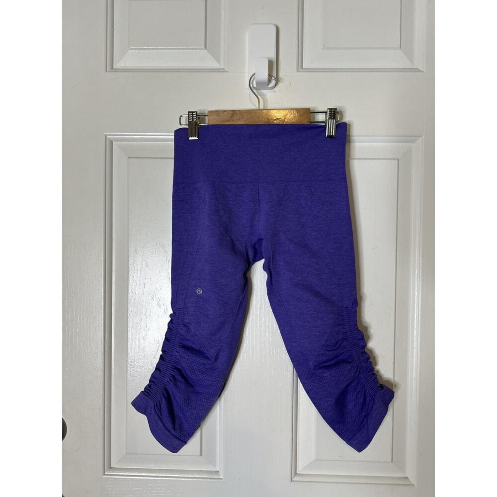 Lululemon Capri Leggings Womens 4 Purple Seamless Ruched Leg High Rise Yoga - Picture 3 of 5
